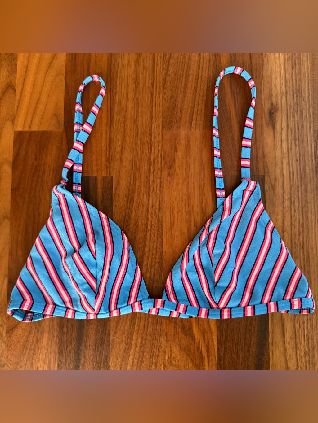 Solid & Striped Bikini Top M